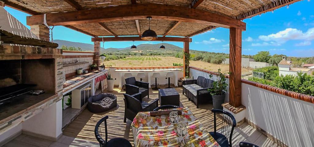 Mari & Monti Bed & Breakfast Giba Exterior photo